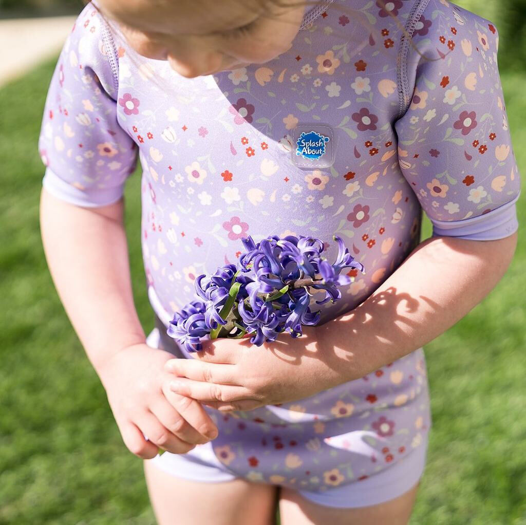 Splash About Dětské neoprénové UV body s krátkým rukávem Lilac Spring