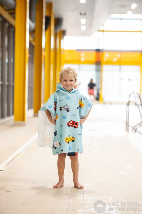 AquaKiddo Dětské pončo Cars 60x120 cm - župan 2-4 roky